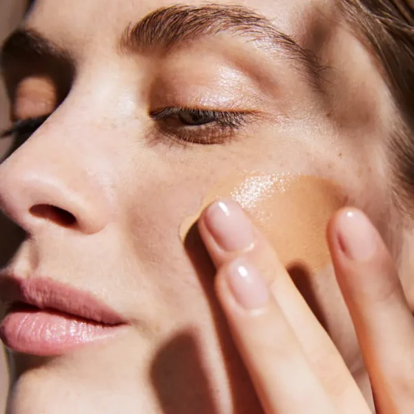 AVÈNE SOLAR FLUIDO CON COLOR SPF50+ 50 ml - Imagen 3