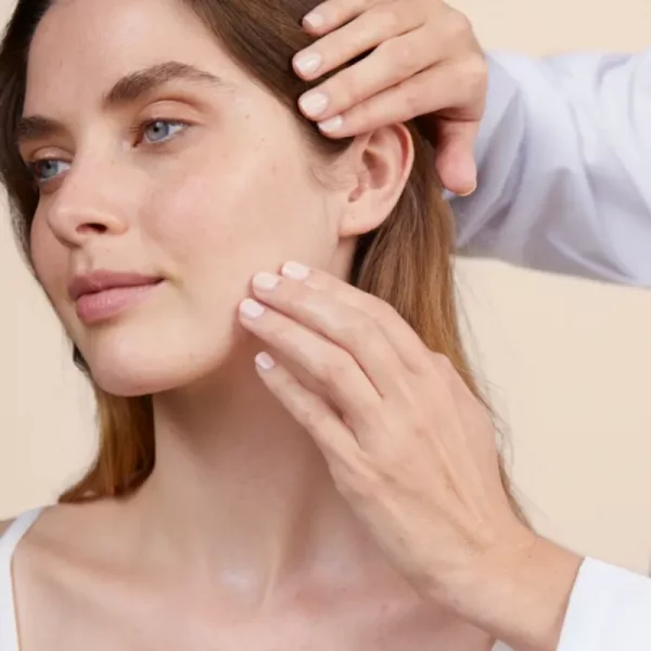 AVÈNE RECARGA DERMABSOLU CREMA DE DÍA REDISINFICANTE 50ml - Imagen 3