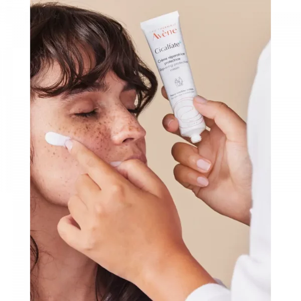 AVÈNE CICALFATE+ CREMA REPARADORA PROTECTORA - Imagen 3