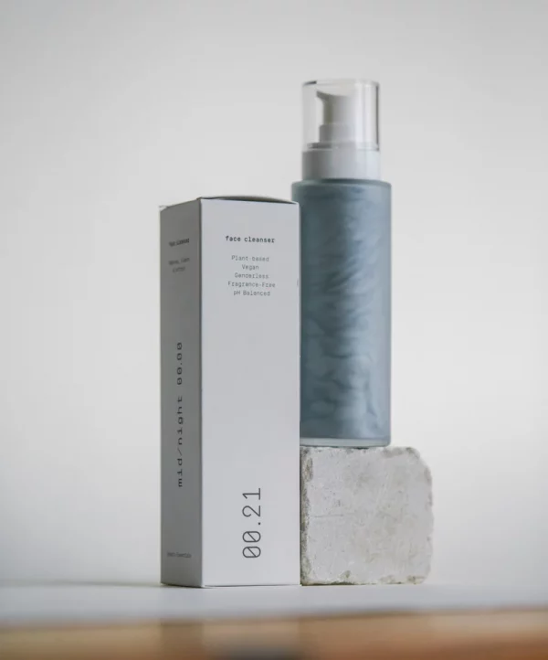 MIDNIGHT LIMPIADOR FACIAL 00.21 100ml - Imagen 3
