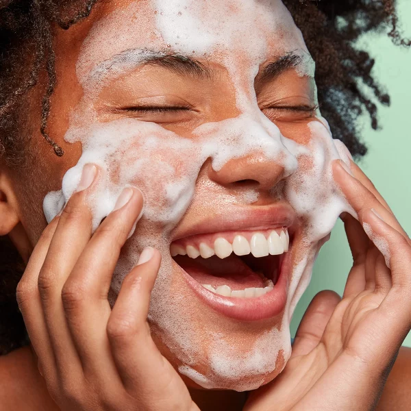 LIERAC ESPUMA LIMPIADORA 150ml - Imagen 3