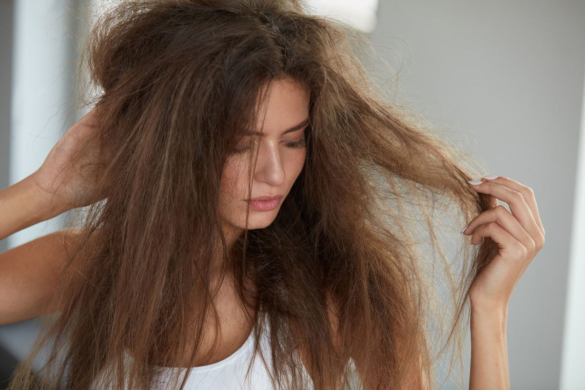 Errores que dañan el cabello